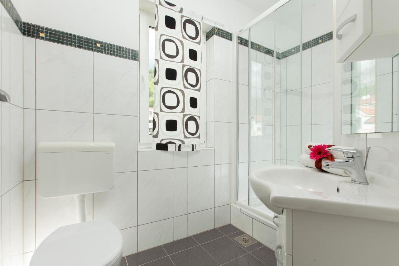 Room In Bb - Delightfull Room For 2 Promajna Esterno foto